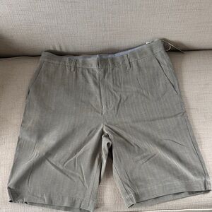 Men's Classic Tan Flat Front Shorts